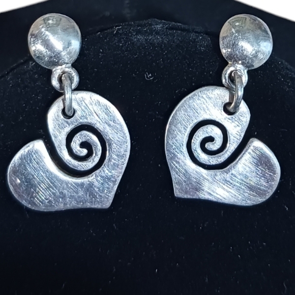 Vintage 950 SILVER Hand Forged Openwork Swirl Heart Dangle Earrings - Picture 1 of 9